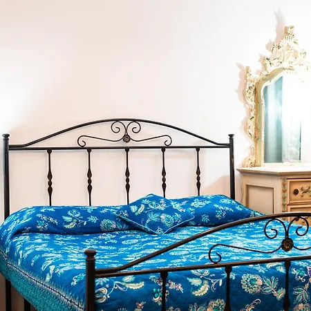 Cohen Smart House Apartment