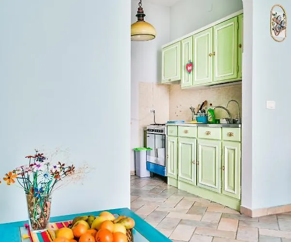 Cohen Smart House Apartment