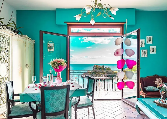 Cohen Smart House Apartment